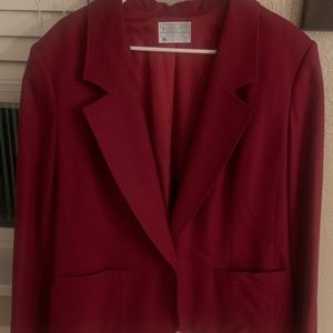 Vintage women’s Pendleton wool single button blazer.